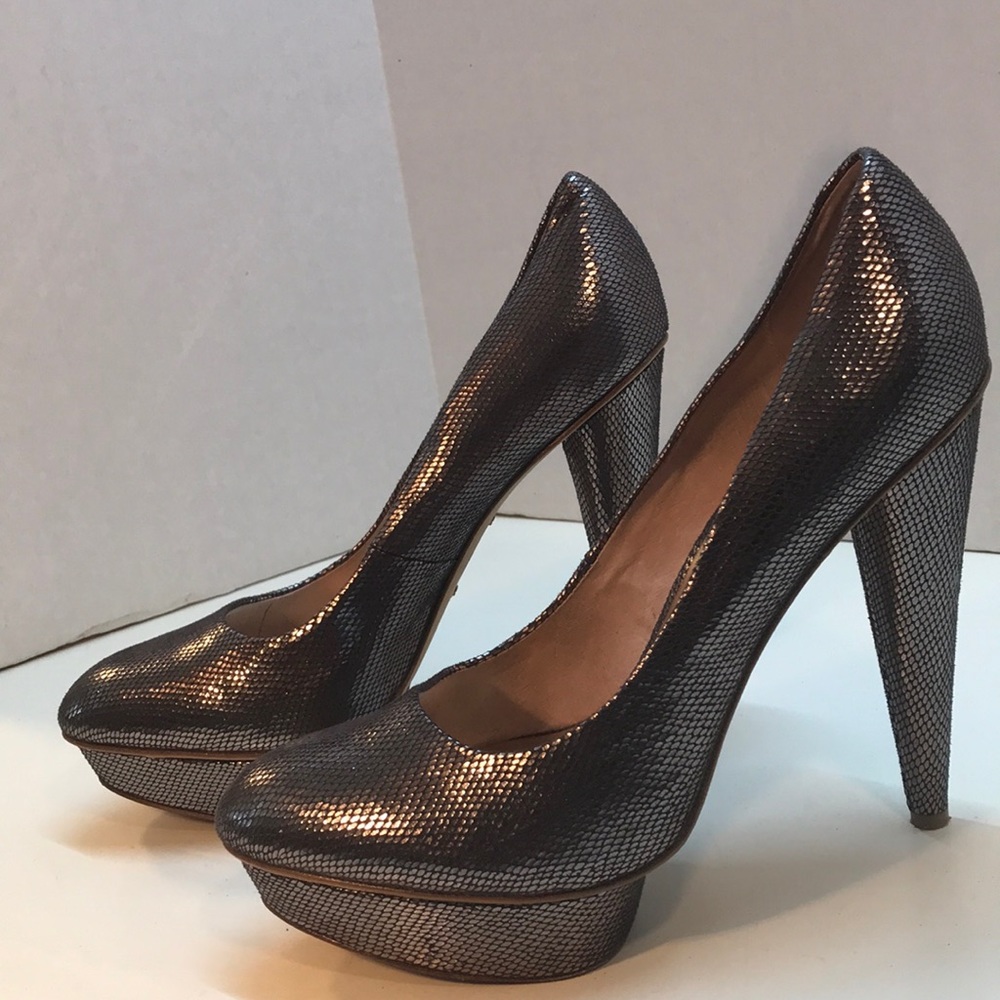 Steve Madden Metallic Gray Platform Heels Size 9.5 - Picture 3 of 8